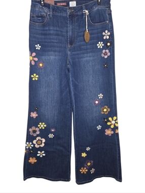 Driftwood Carlie Wide Leg Embroidered Flower Womens Denim Jeans Size 10 NWT